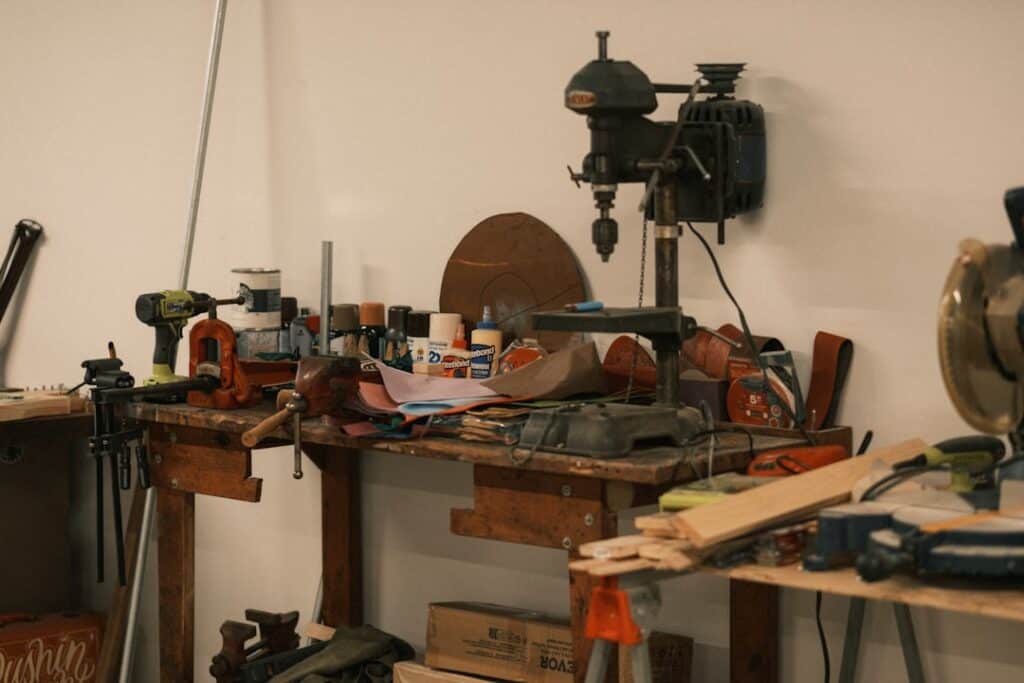 Repair workshop tools